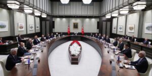 kabine bugun toplaniyor 5uGmmT5a.jpg